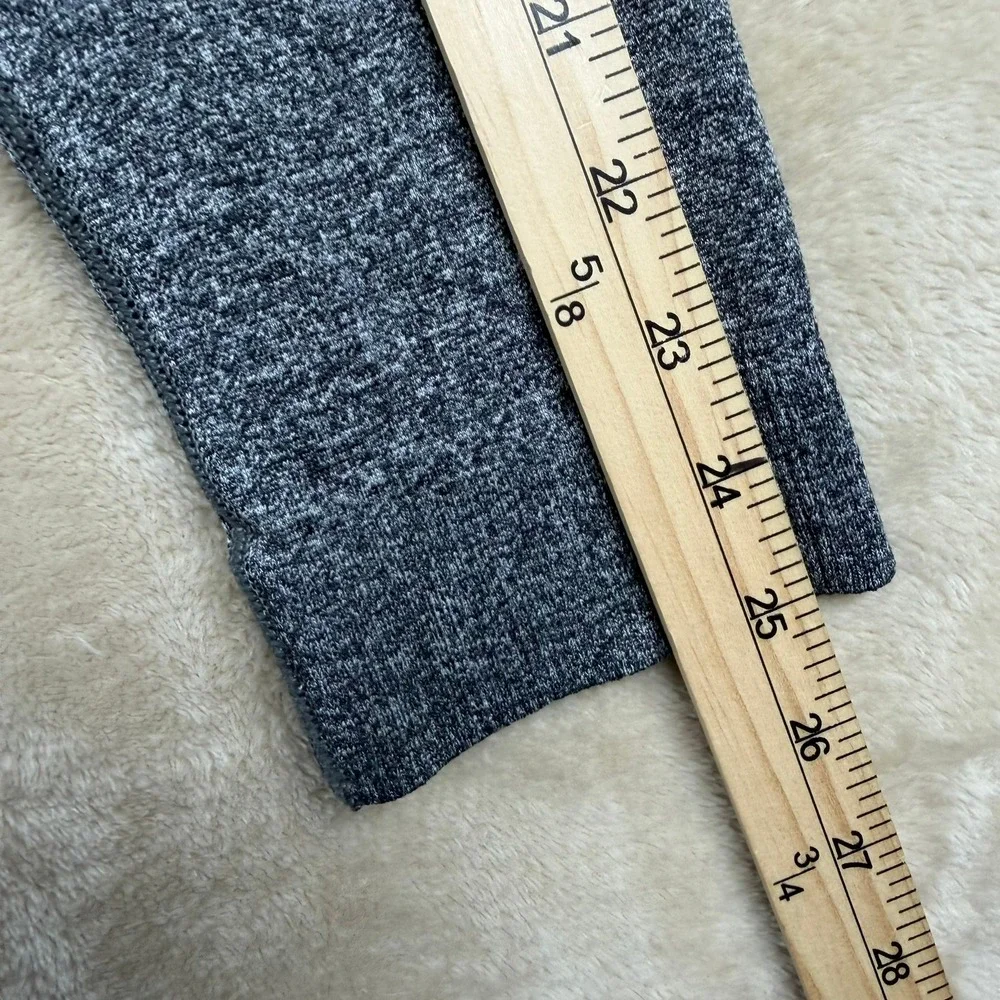 Lululemon Women 8/Men XS Engineered 1/2 Zip Pullover‎ Wool Blend Heathered Gray
